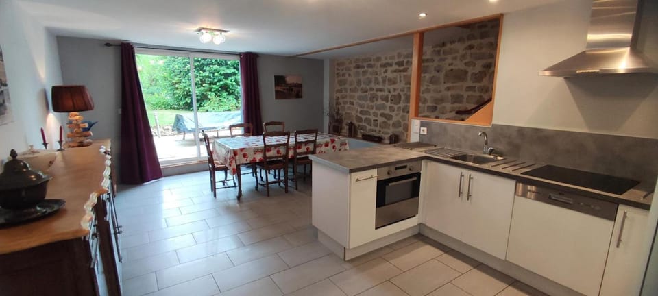 Chez adÈle House in Grand Est