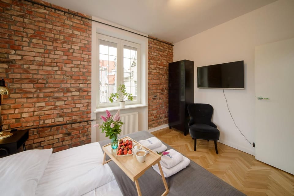 Maya's Flats 63 - Spacious Apartment Old Town Gdańsk Apartment in Gdansk