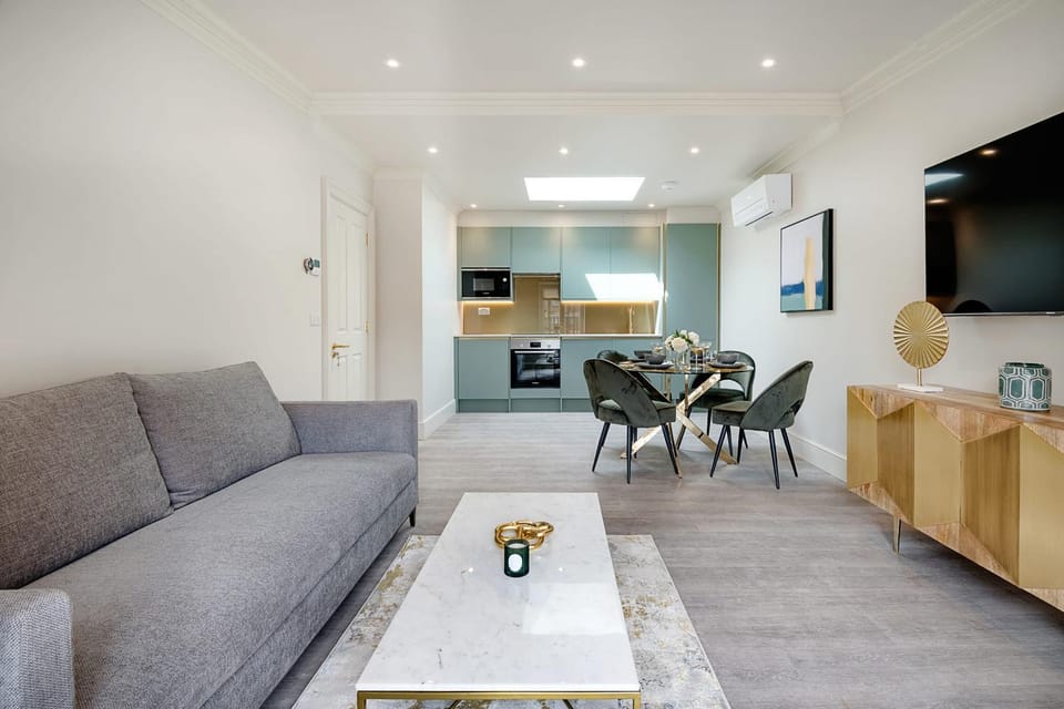 Marble Arch Suite 8 Apartment in City of Westminster