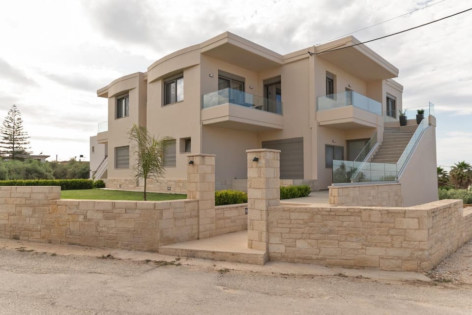 Property building, Day