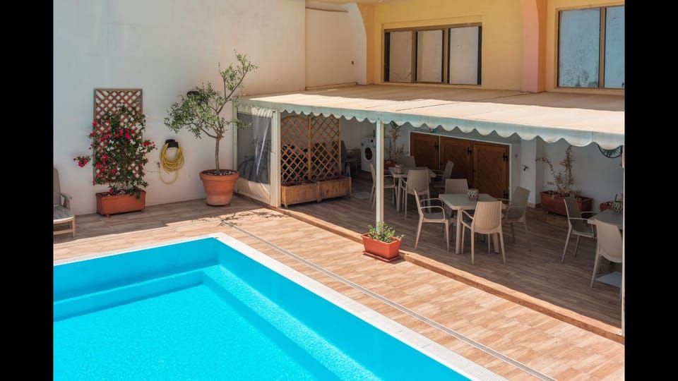 Relaxing Cristal Bedroom apartment sleeps 5 persons Apartment in Santa Teresa Gallura