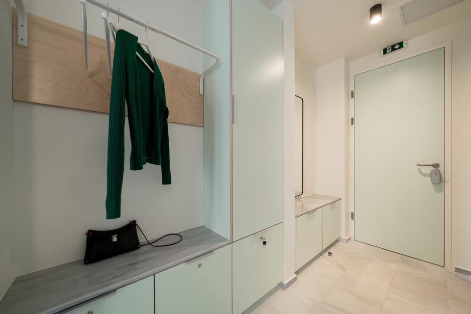 storage, wardrobe