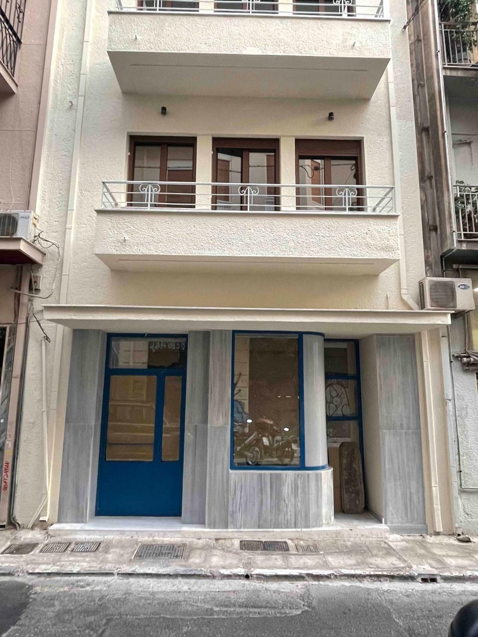 Property building, Off site, Quiet street view