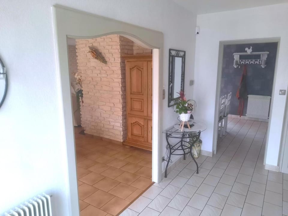 Charmant et sans chichis House in Grand Est