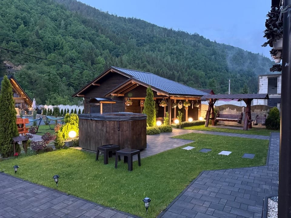 Casa Cernat Bed and Breakfast in Cluj County