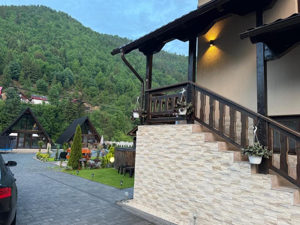 Casa Cernat Bed and Breakfast in Cluj County