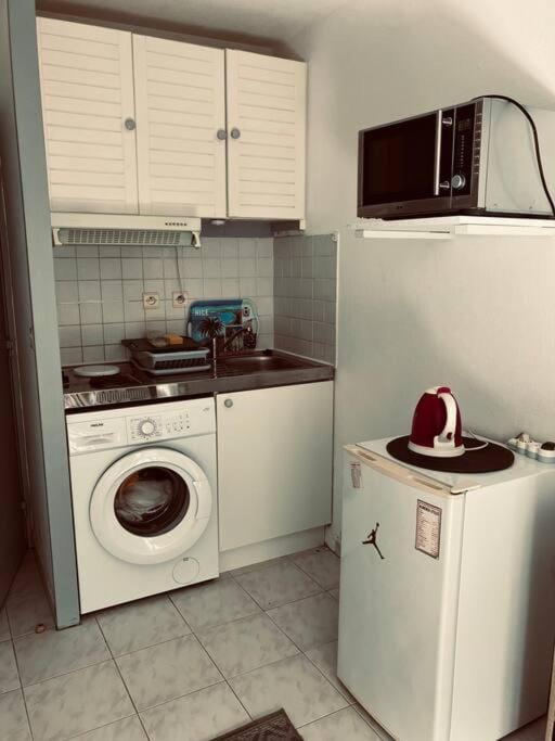 Studio Nice proche plages / université Apartment in Nice