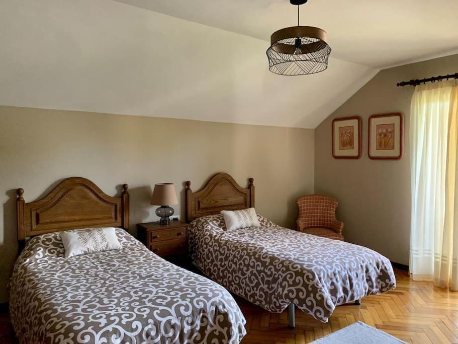 Casa en Nigran amplia, cerca de la playa. House in Viana do Castelo District, Portugal