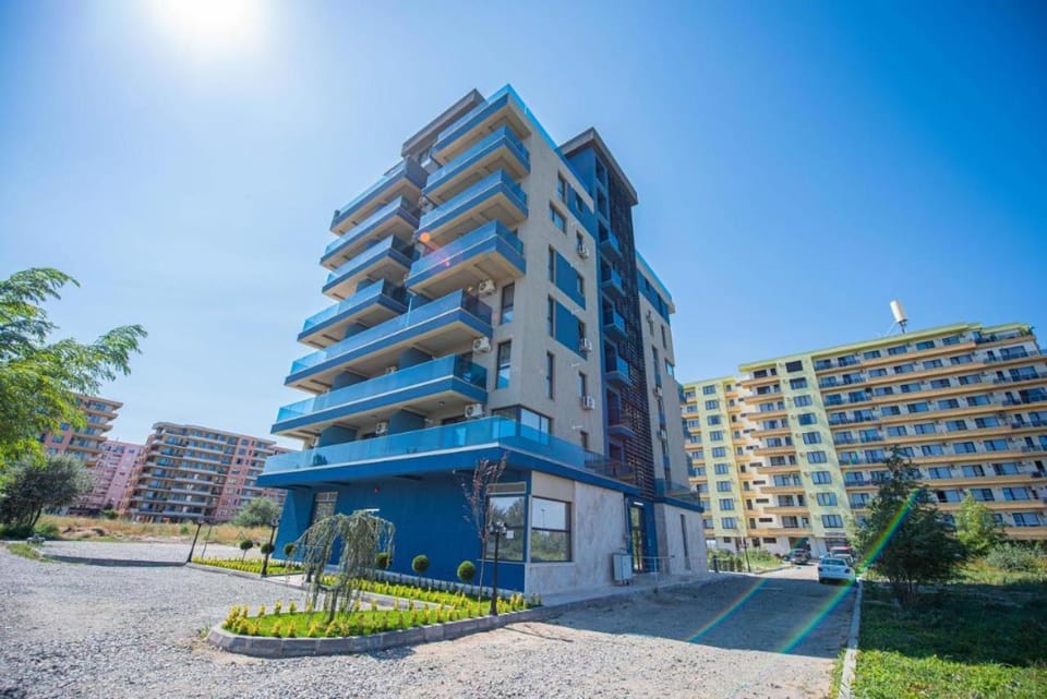 Kapari Studio Nuba Club Mamaia Apartment in Constanta