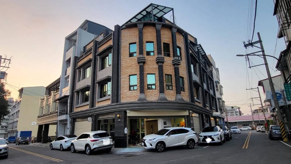 Property building, Parking