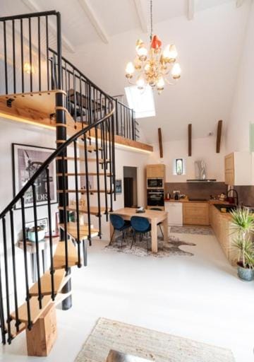 Kitchen or kitchenette, Living room, pet friendly