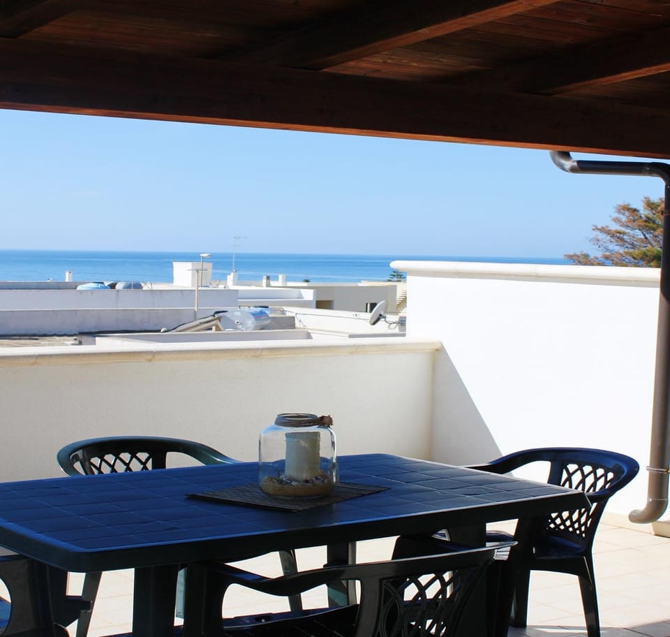 View (from property/room), Balcony/Terrace