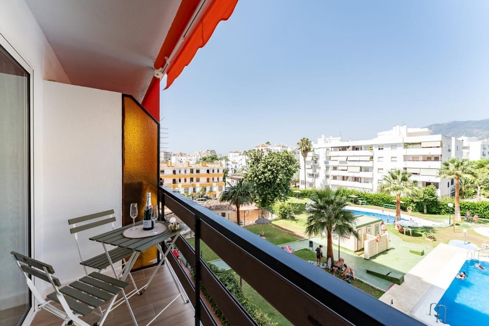 Property building, Day, View (from property/room), Balcony/Terrace, Balcony/Terrace, Pool view, Swimming pool