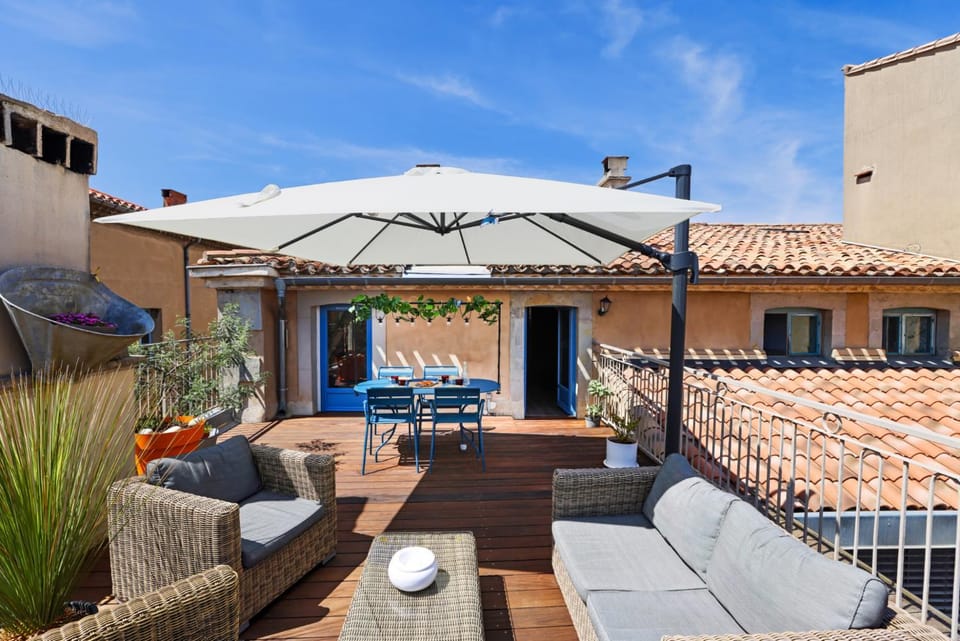Property building, Day, View (from property/room), Balcony/Terrace, Living room, Dining area