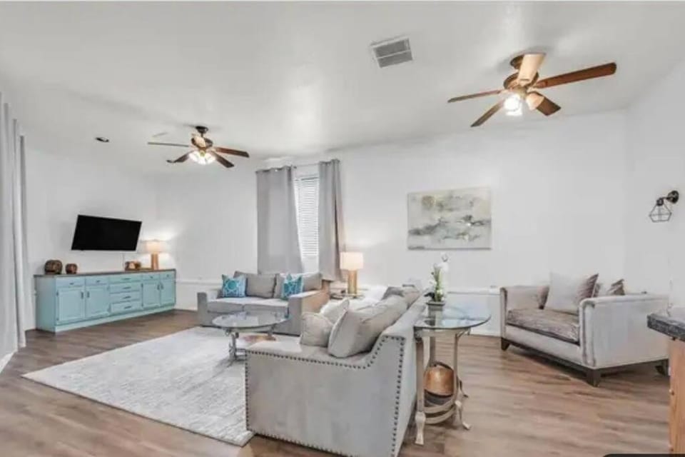 Beautiful Oasis with rv or boat parking House in Henderson