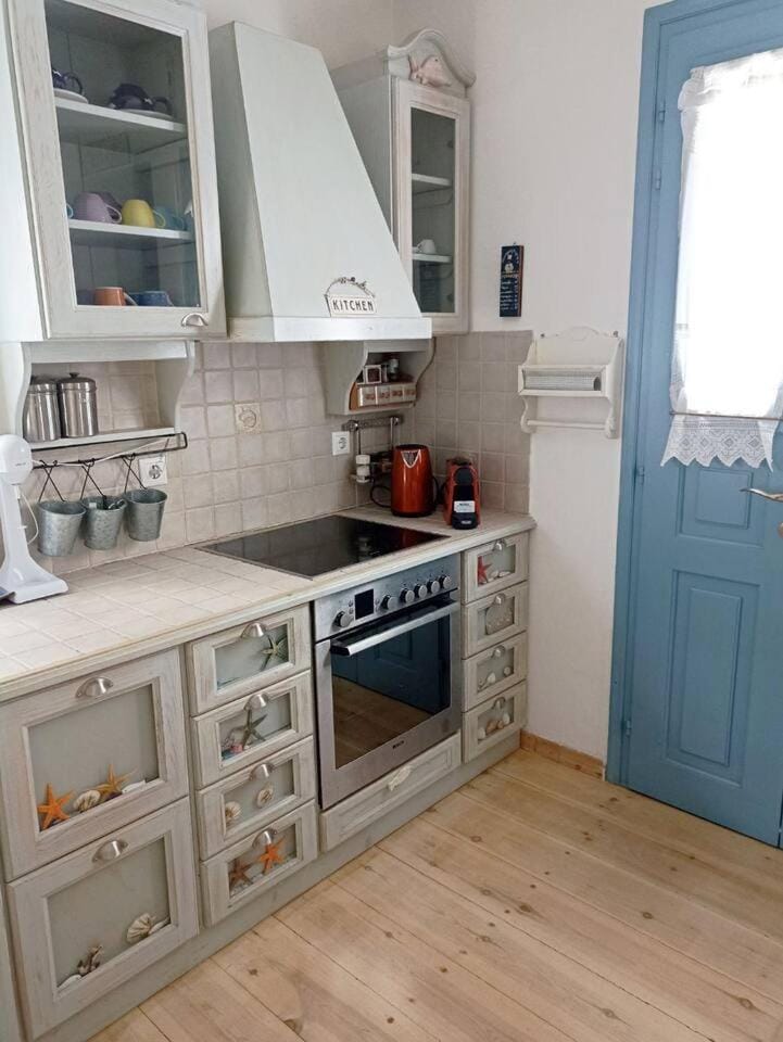 Blue & White Cycladic house - 100m from the beach House in Decentralized Administration of the Aegean