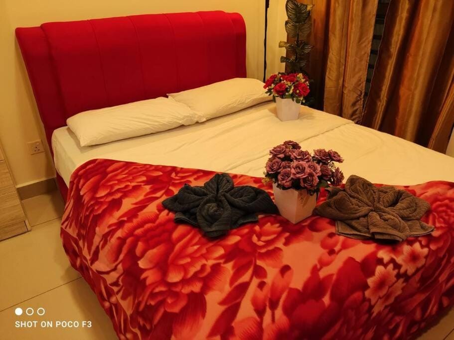 CQ3311- SELF CHECK-IN- WI-FI- NETFLIX- PARKING-BALCONY - CYBERJAYa , 2018 Apartment in Selangor, Malaysia
