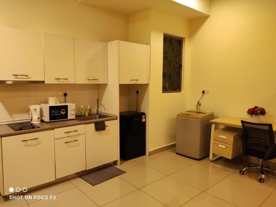 CQ3311- SELF CHECK-IN- WI-FI- NETFLIX- PARKING-BALCONY - CYBERJAYa , 2018 Apartment in Selangor, Malaysia