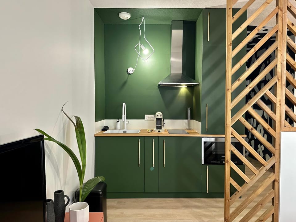 Kitchen or kitchenette, stove, kitchen