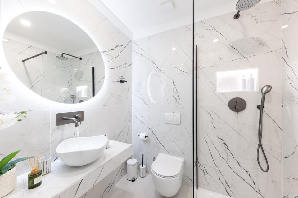 Shower, Bathroom