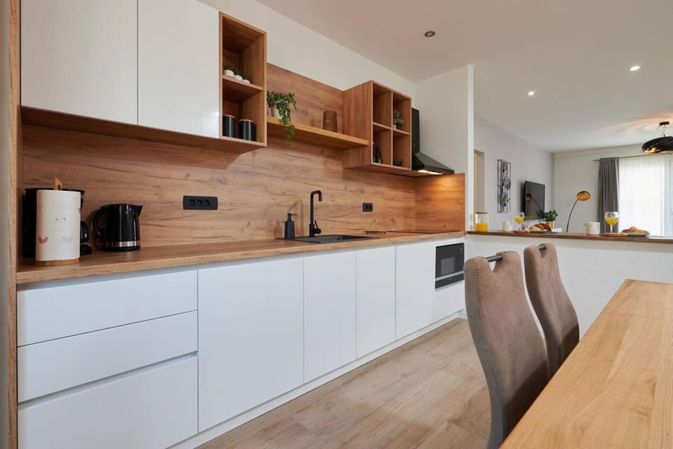 Coffee/tea facilities, Kitchen or kitchenette