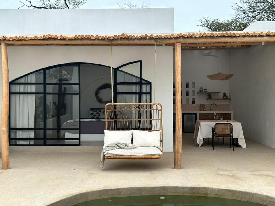 Patio, Balcony/Terrace