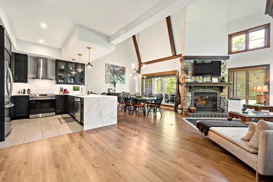 Tremblant Prestige - Manoir 108-2 Apartment in Mont-Tremblant