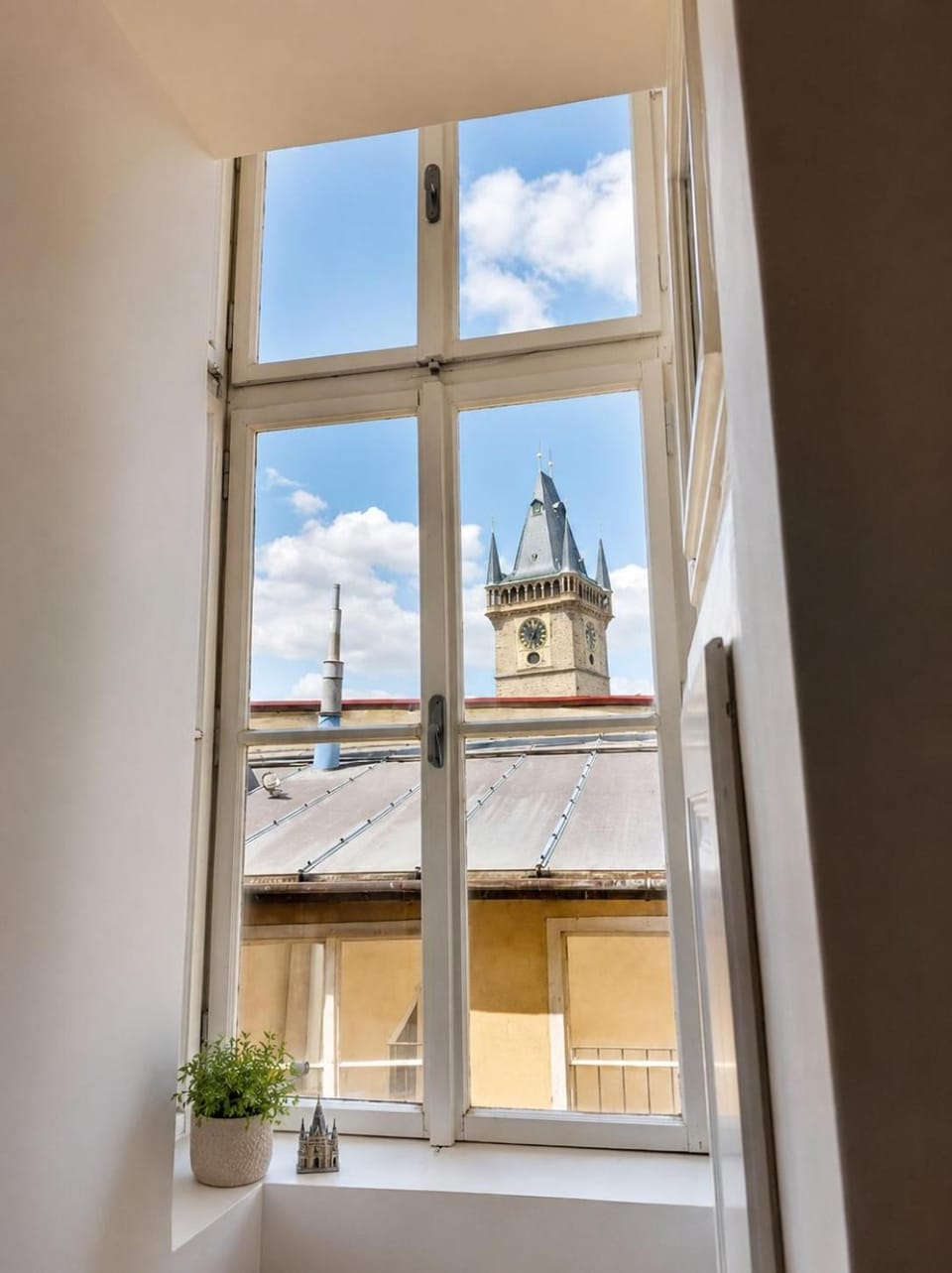 Property building, View (from property/room), City view