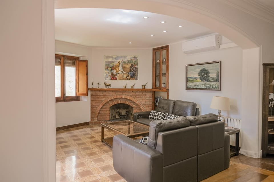 Can Severí, casa con historia en Besalú House in Garrotxa