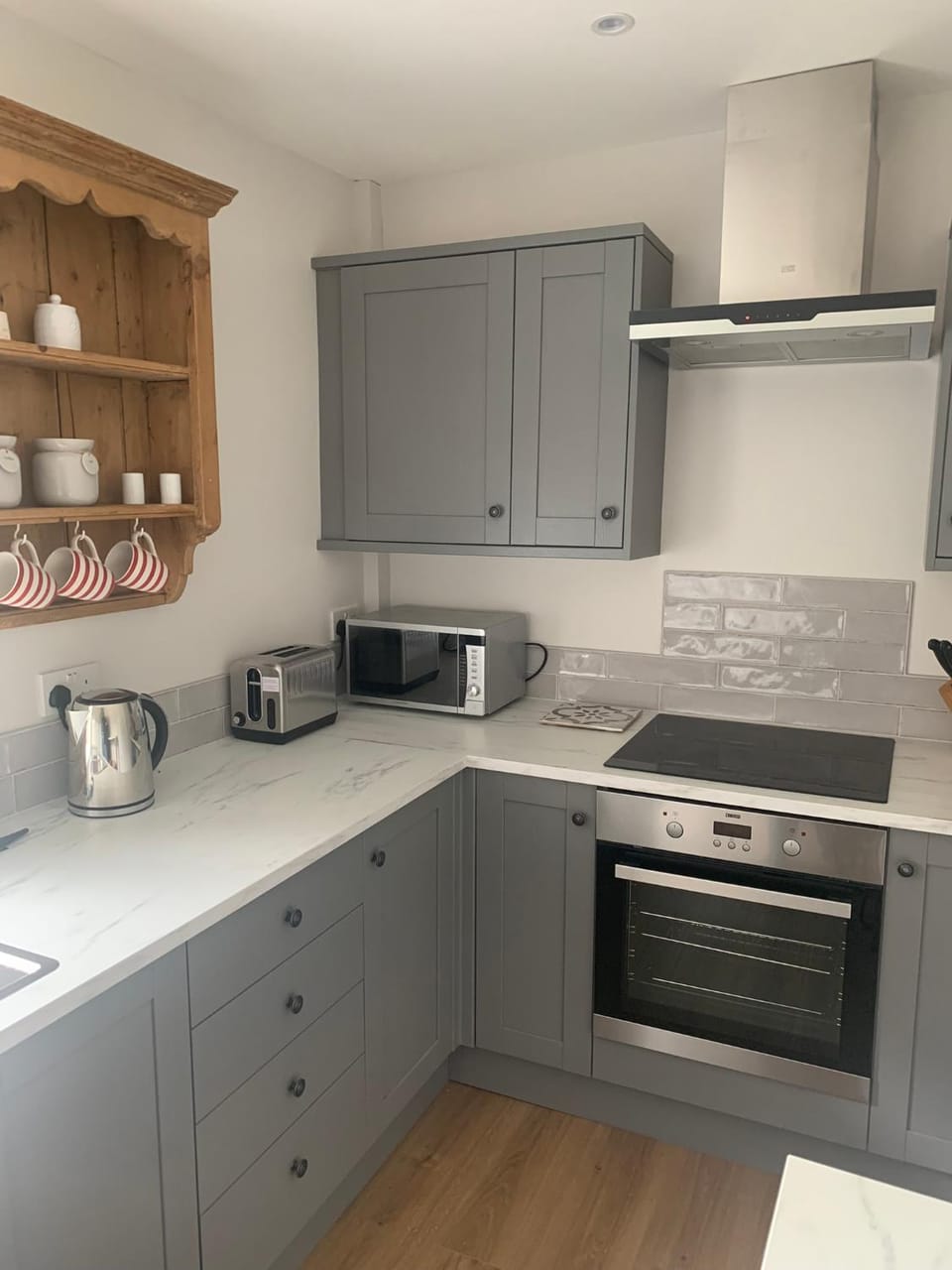 Coffee/tea facilities, Kitchen or kitchenette, minibar, pet friendly, stove, toaster