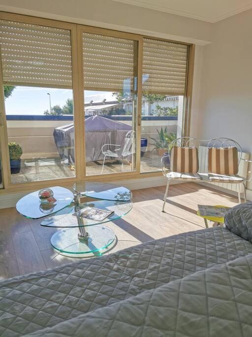 La Corniche Apartment in La Rochelle