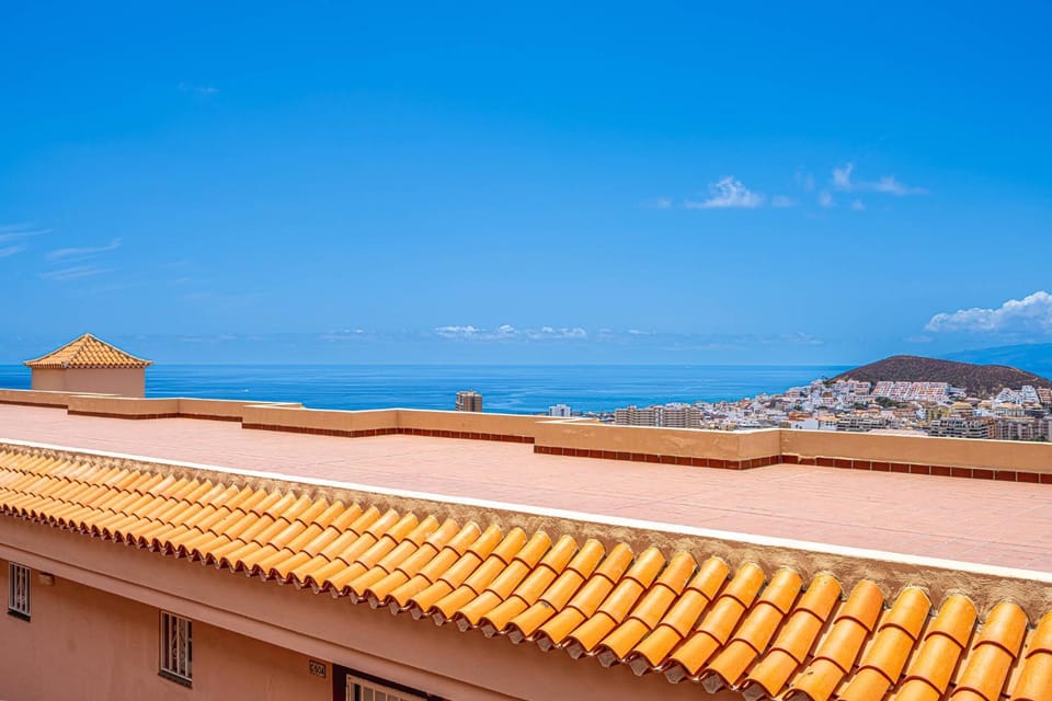 Top floor view apartment by AltamarHomes Apartment in Los Cristianos