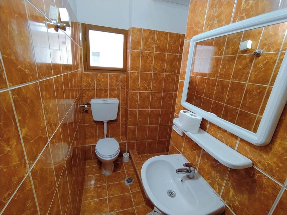 ΜΑΡΚΟΝΗΣ Hotel in Pieria, Greece