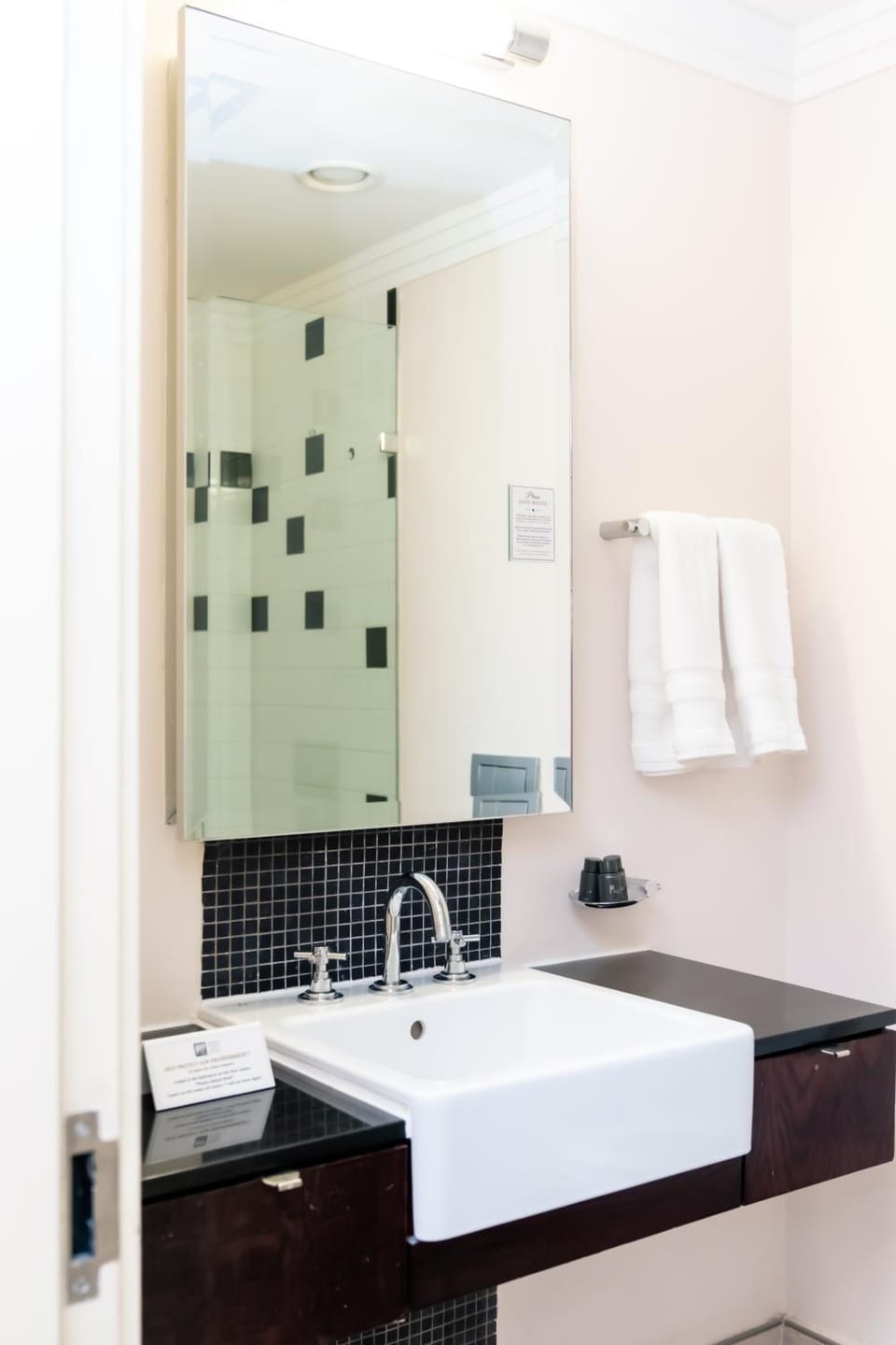 Bathroom, Public Bath