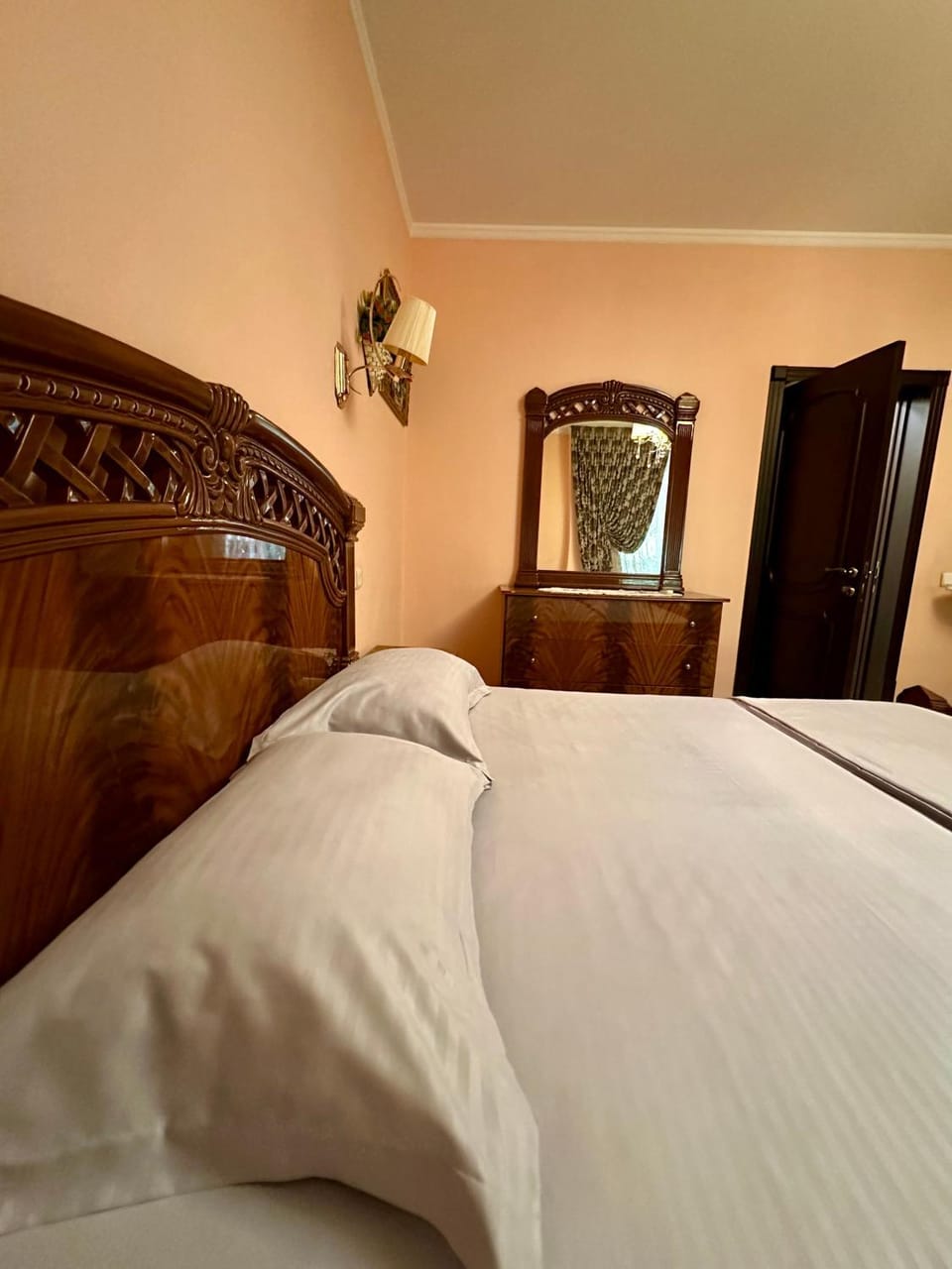 Darhan Apartment in Europe