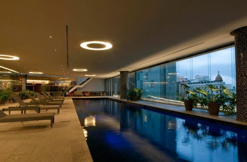 3 BR Upscale Art House Reforma Avenue Apartment in Mexico City