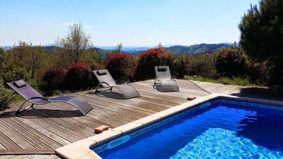 Natural landscape, Mountain view, Swimming pool, sunbed