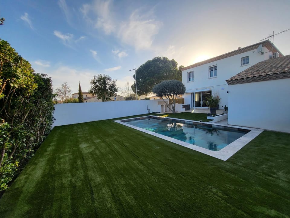 Villa Aigues Mortes, piscine, 8 personnes Villa in Aigues-Mortes
