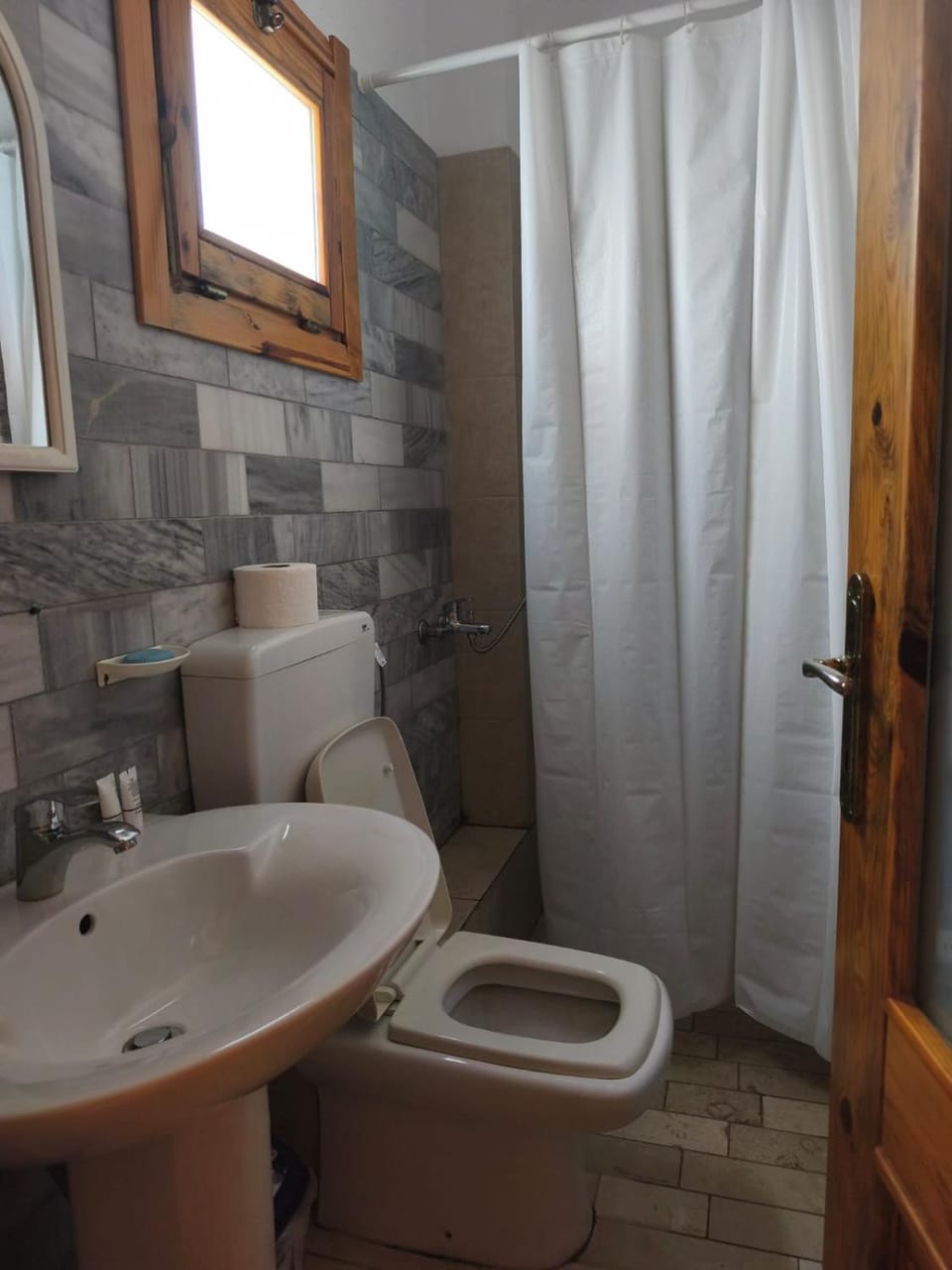 Shower, Toilet, Bathroom