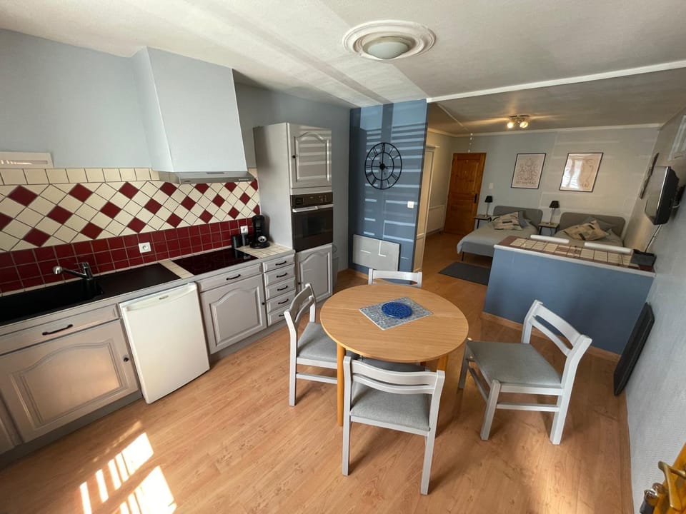 Le Studio Apartment in Grand Est