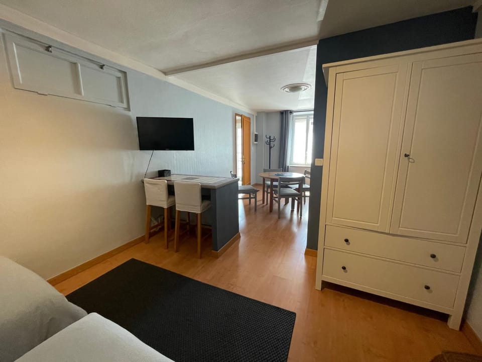 Le Studio Apartment in Grand Est