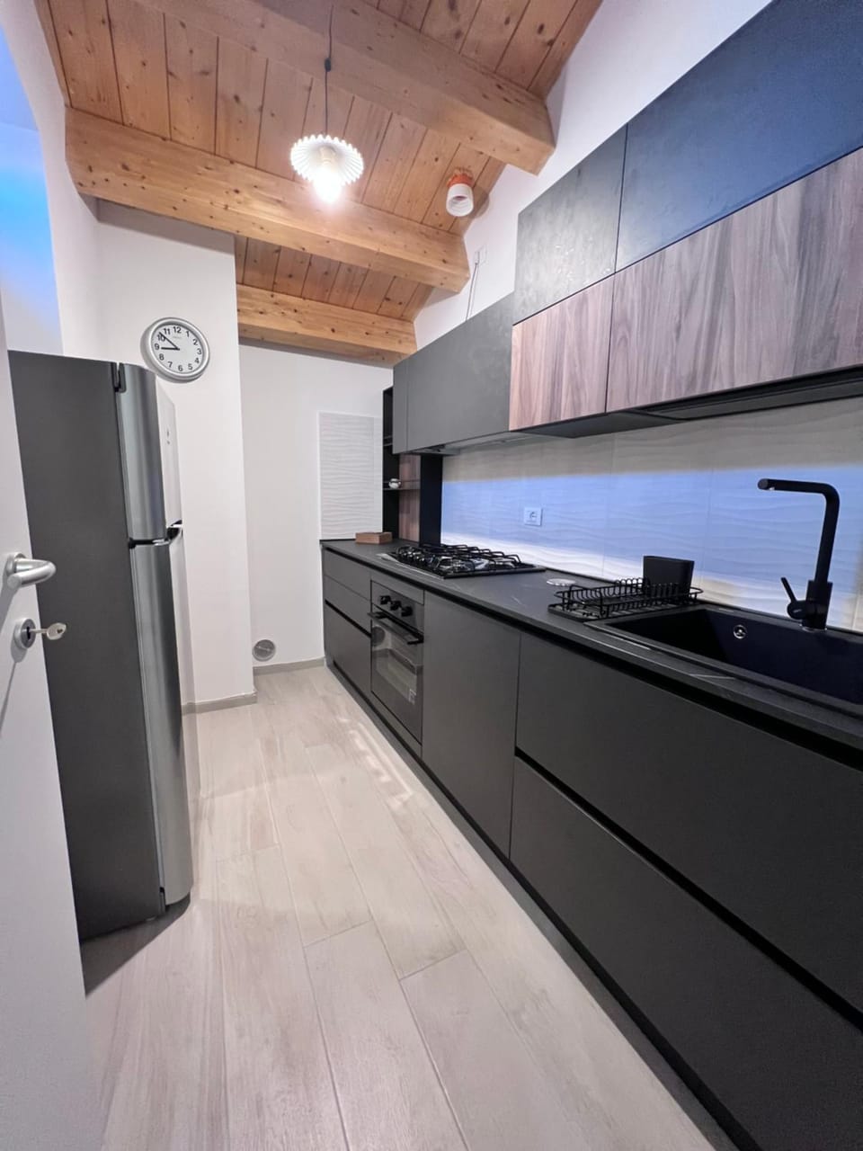 Kitchen or kitchenette, pet friendly, stove
