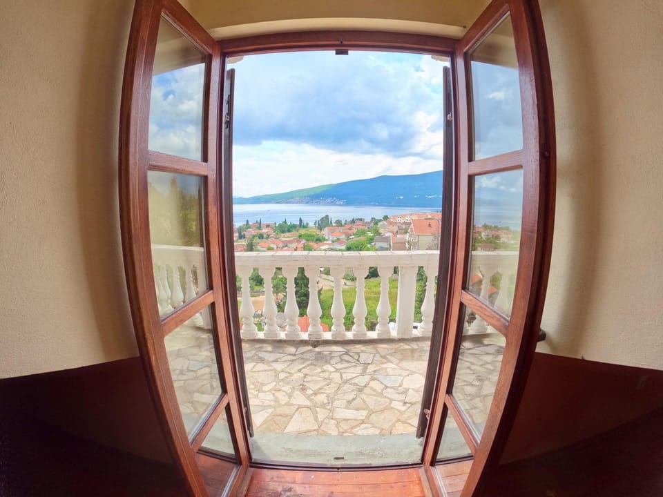 Stunning Kotor Bay View Villa House in Kotor Municipality