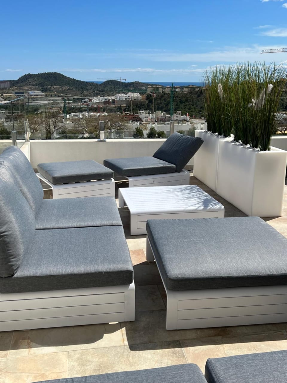 View (from property/room), Balcony/Terrace, Seating area, Sea view