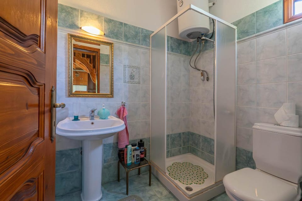 Maroulas House Villa in Peloponnese, Western Greece and the Ionian