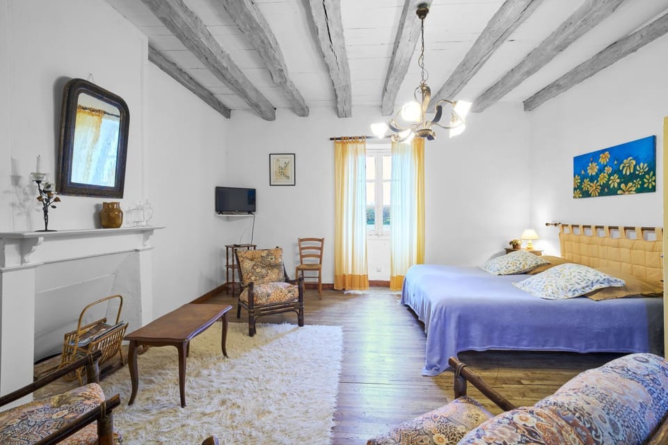 Property building, Living room, Bedroom