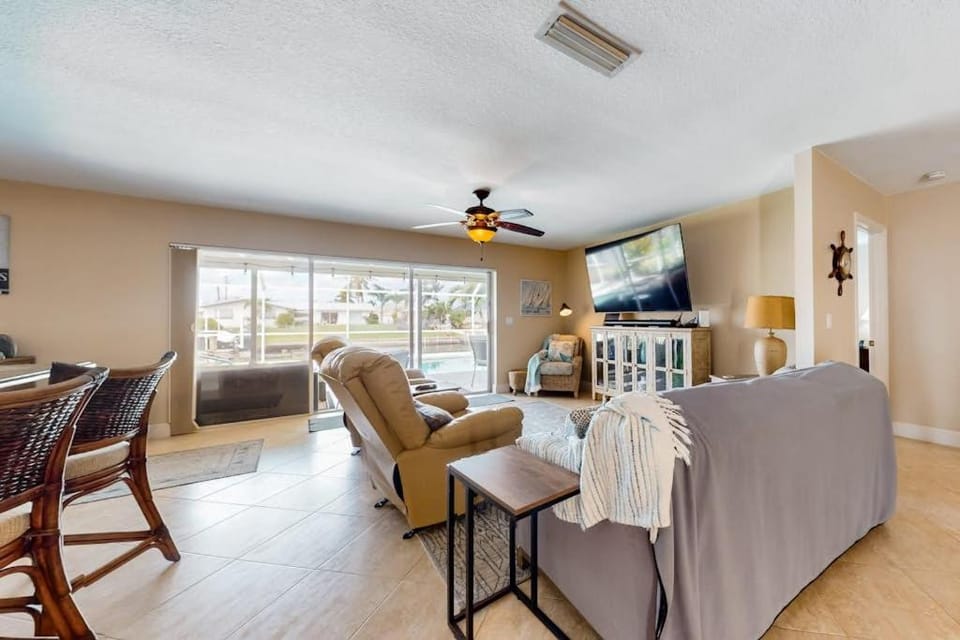 Syltbar Dayz House in Cape Coral