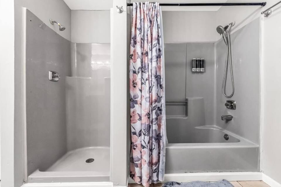 North Haven Charm, 3BD Yale Retreat House in North Haven