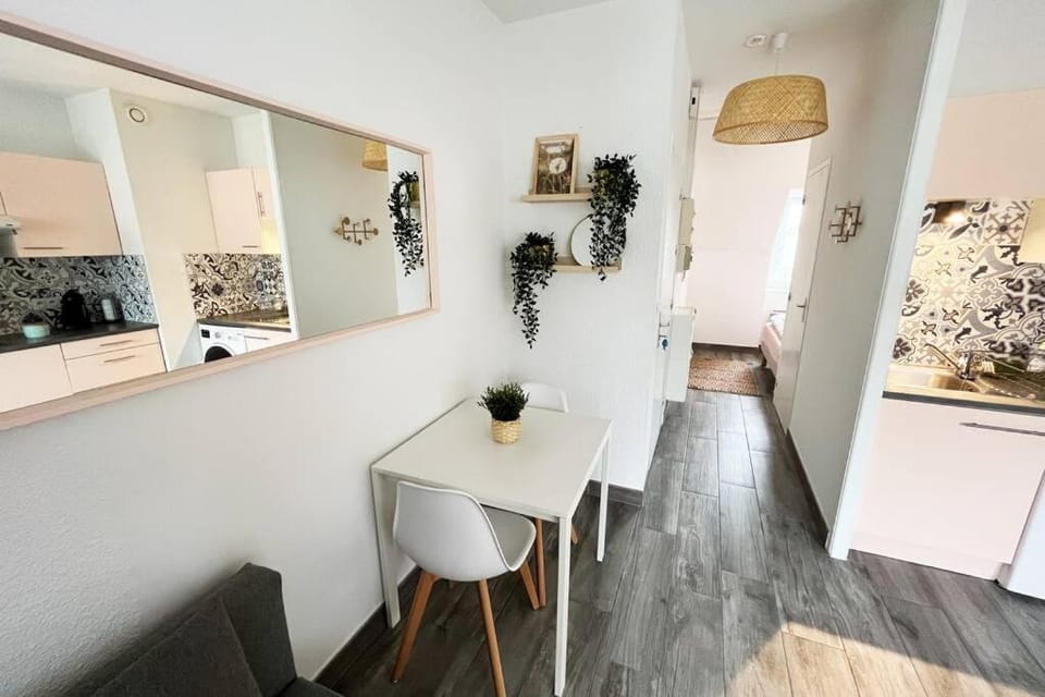 Bord de mer proche du port 500m de La Baule Apartment in Le Pouliguen