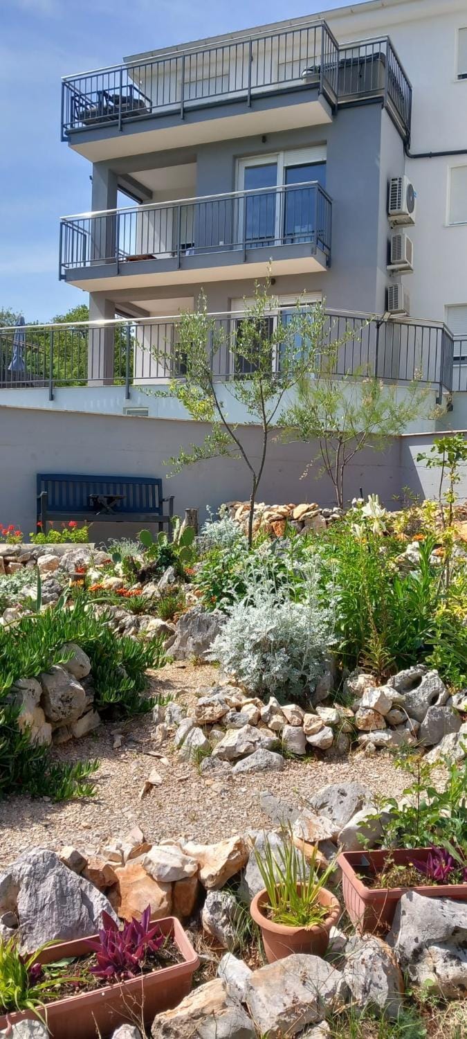 Property building, Garden view